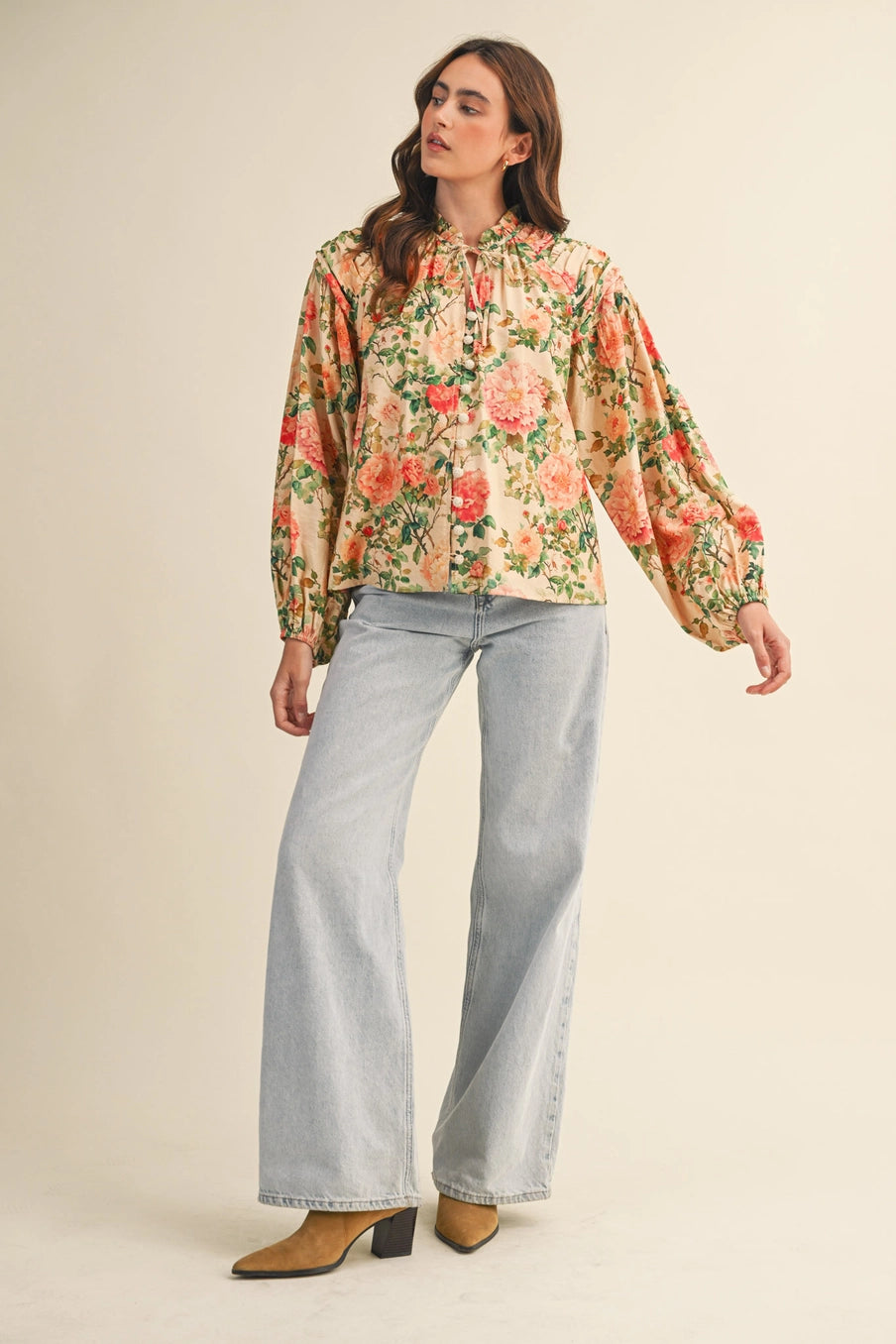 FLORAL RUCHED BUTTON DOWN BLOUSE