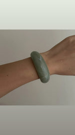 THIN OLIVE OPEN BANGLE