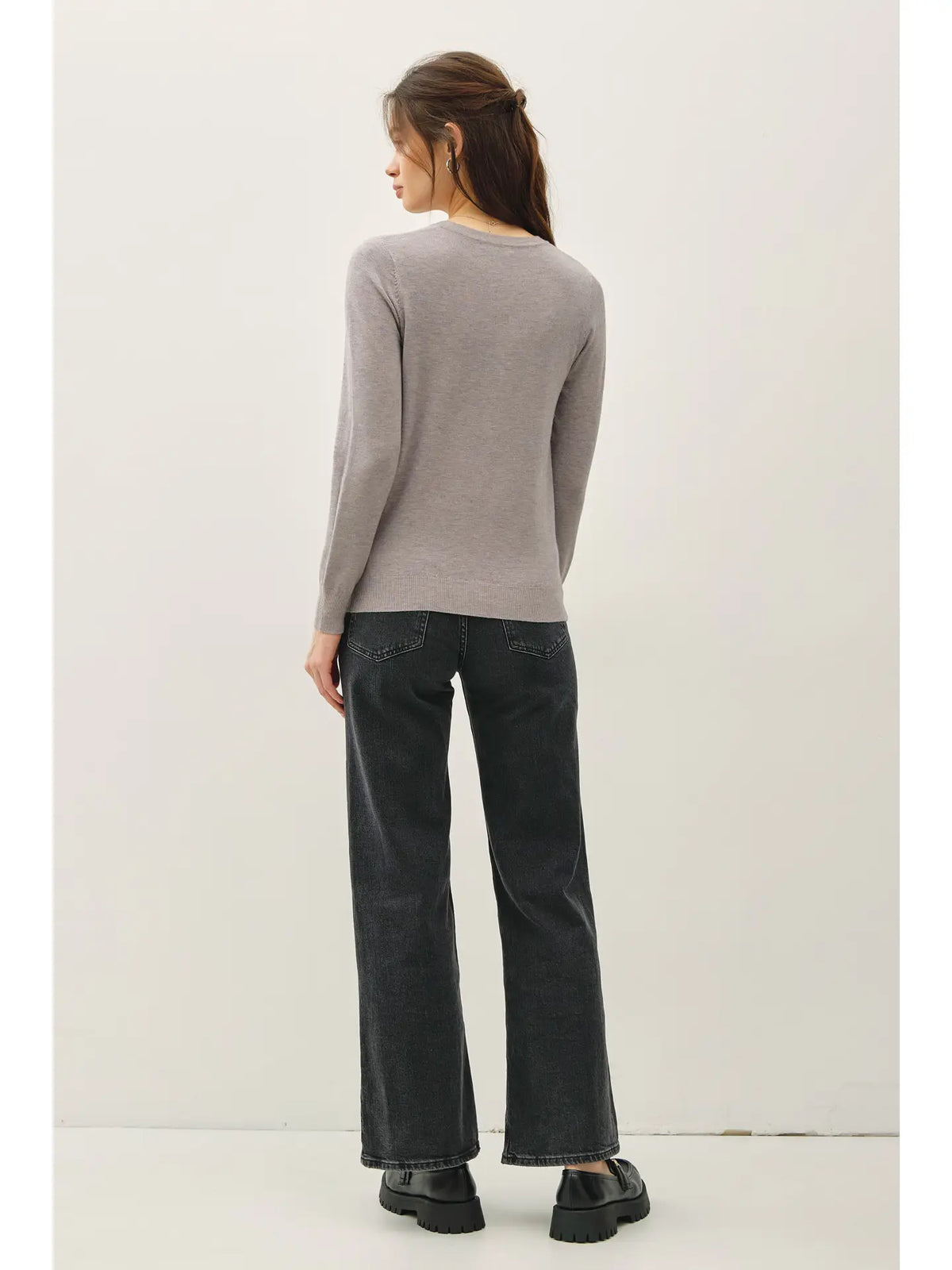 Super Soft Crew Neck Knit Sweater-Grey