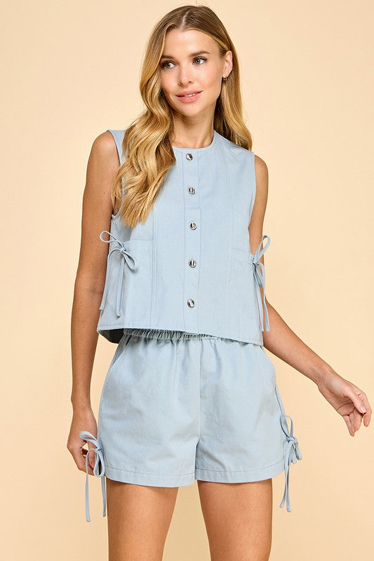 LIGHT BLUE BUTTON DOWN TOP AND SHORT SET WITH BOW ACCENTS