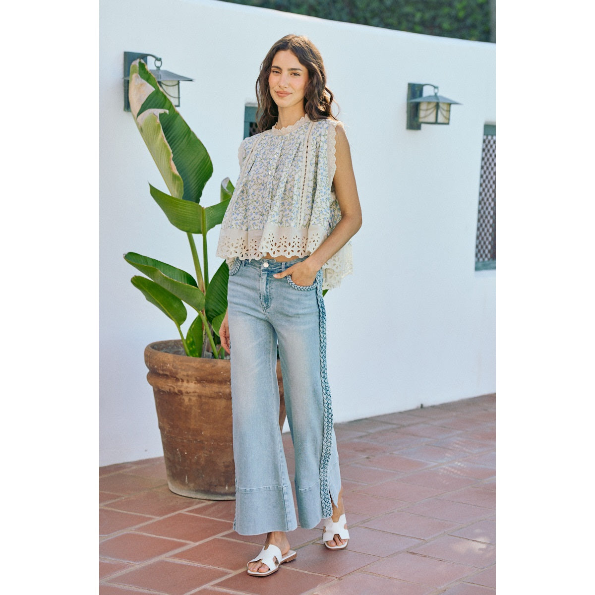Vierra Floral Print Woven Button Down Trimmed Blouse Top