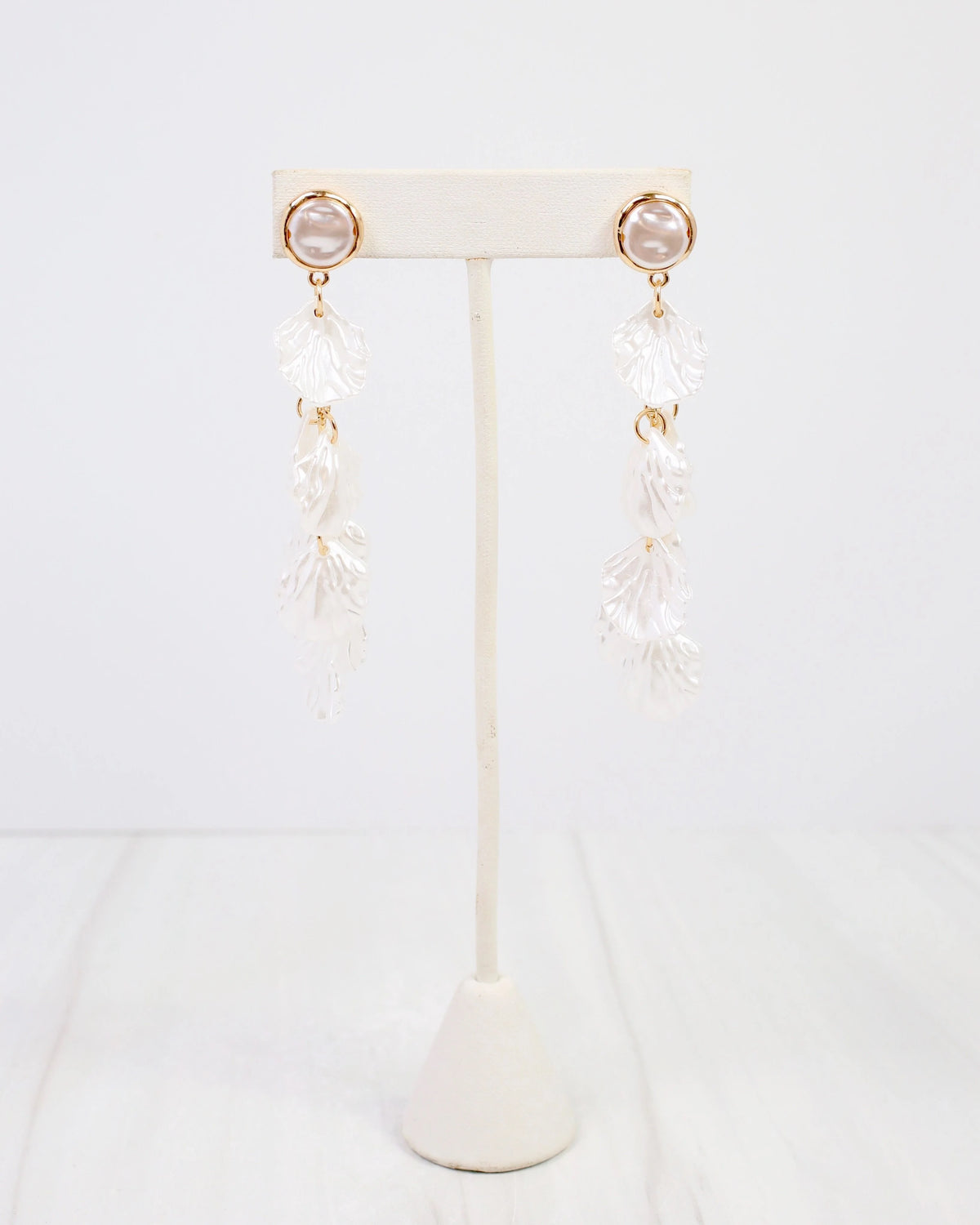 Dillon Petal Dangle Earring Cream