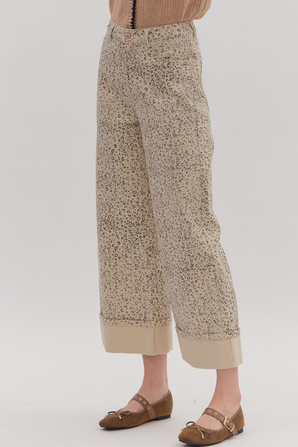 SPOTTED CHEETAH ANKLE PANT WITH CUFF