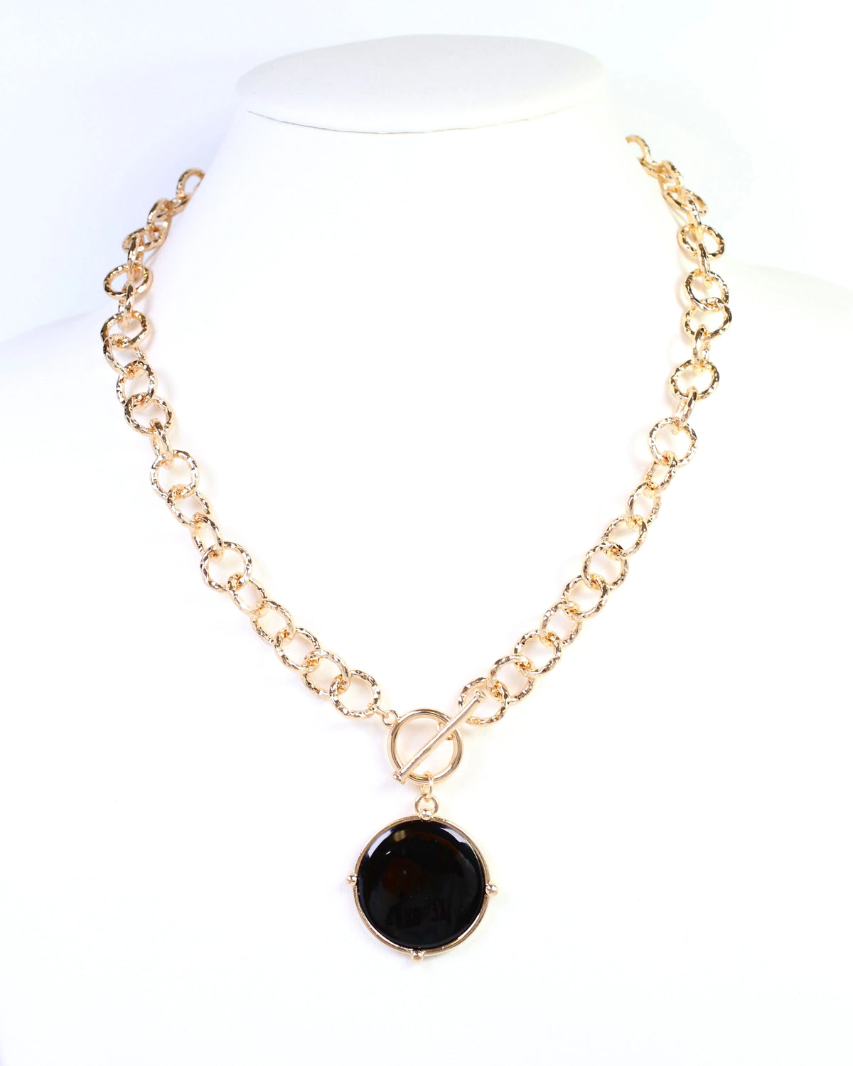McKinley Pendant Toggle Necklace -Black