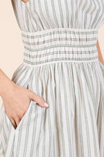 SLEEVELESS BLUE AND IVORY STRIPED MAXI DRESS WITH CINCHED WAIST AND POCKETS