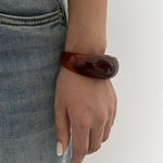 TEXTURED ACRYLIC CUFF BRACELET - COFFEE