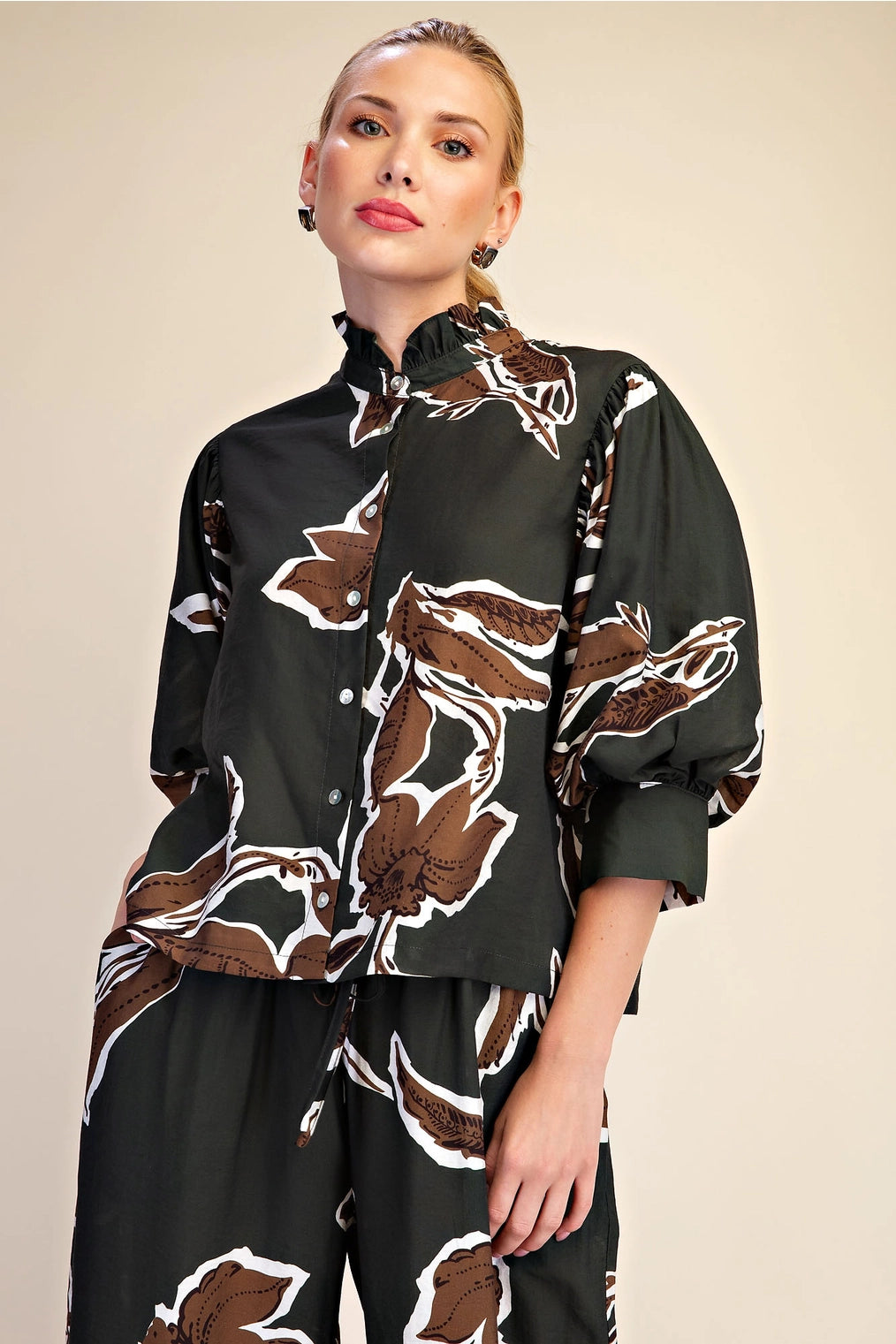 Eloise Ruffle Neck Puff Sleeve Button Down Blouse- Hunter Green