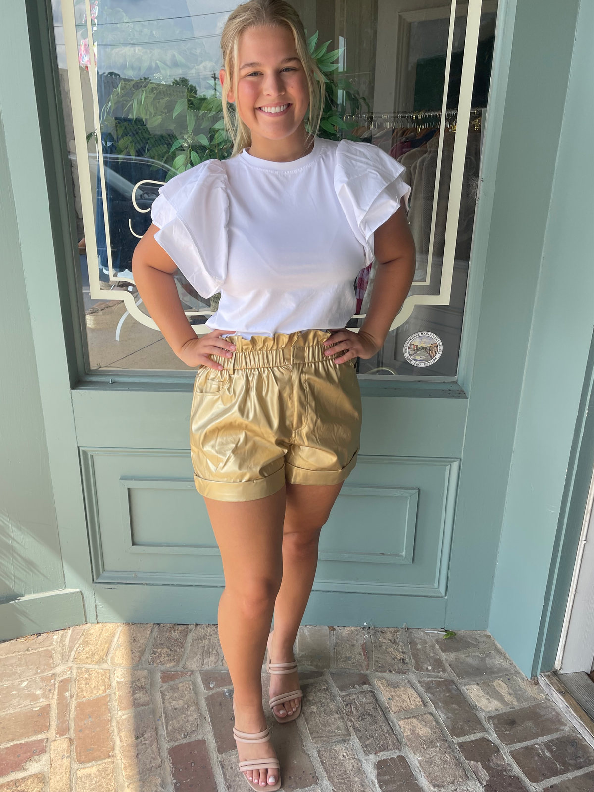 HIGH WAIST GOLD LEATHER SHORTS