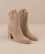 The Tara Cedar Wood Two Paneled Western Boot