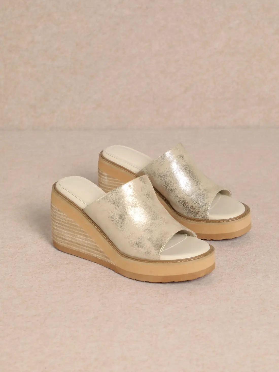 JUDY METALLIC GOLD PLATFORM WEDGE