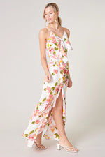 DELICATE FLORAL MAXI WITH RUFFLE DETAIL