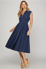 DROP SHOULDER SMOCKED WAIST WASHED DENIM MIDI DRESS WITH FRONT ZIPPER AND POCKETS