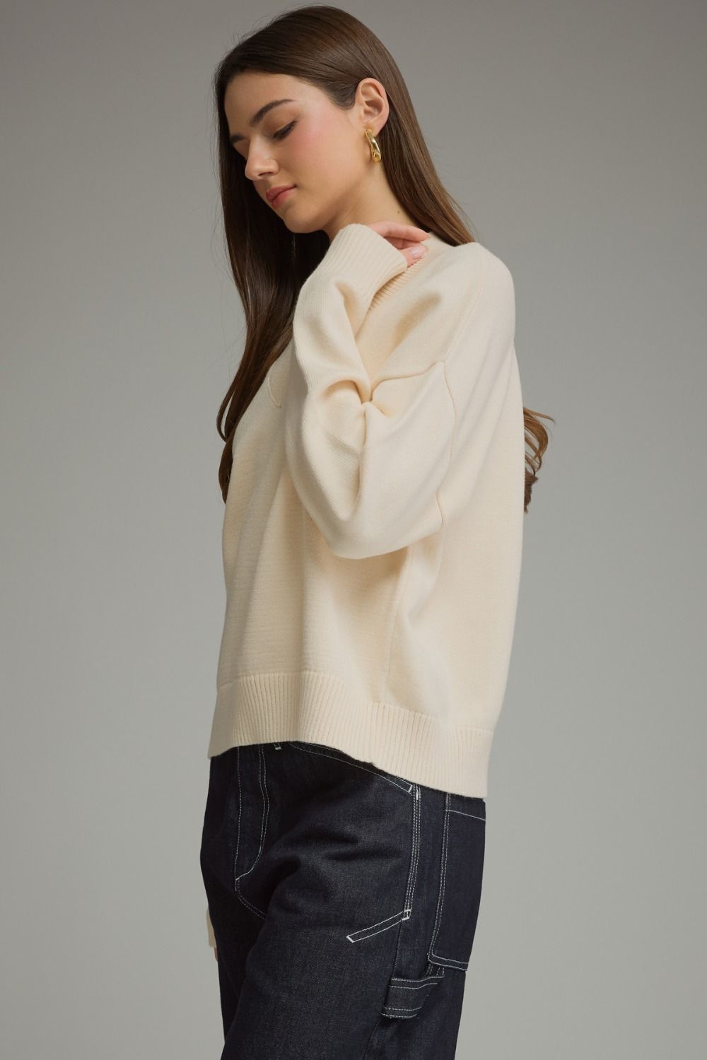 Classic V Neck Sweater - Ivory