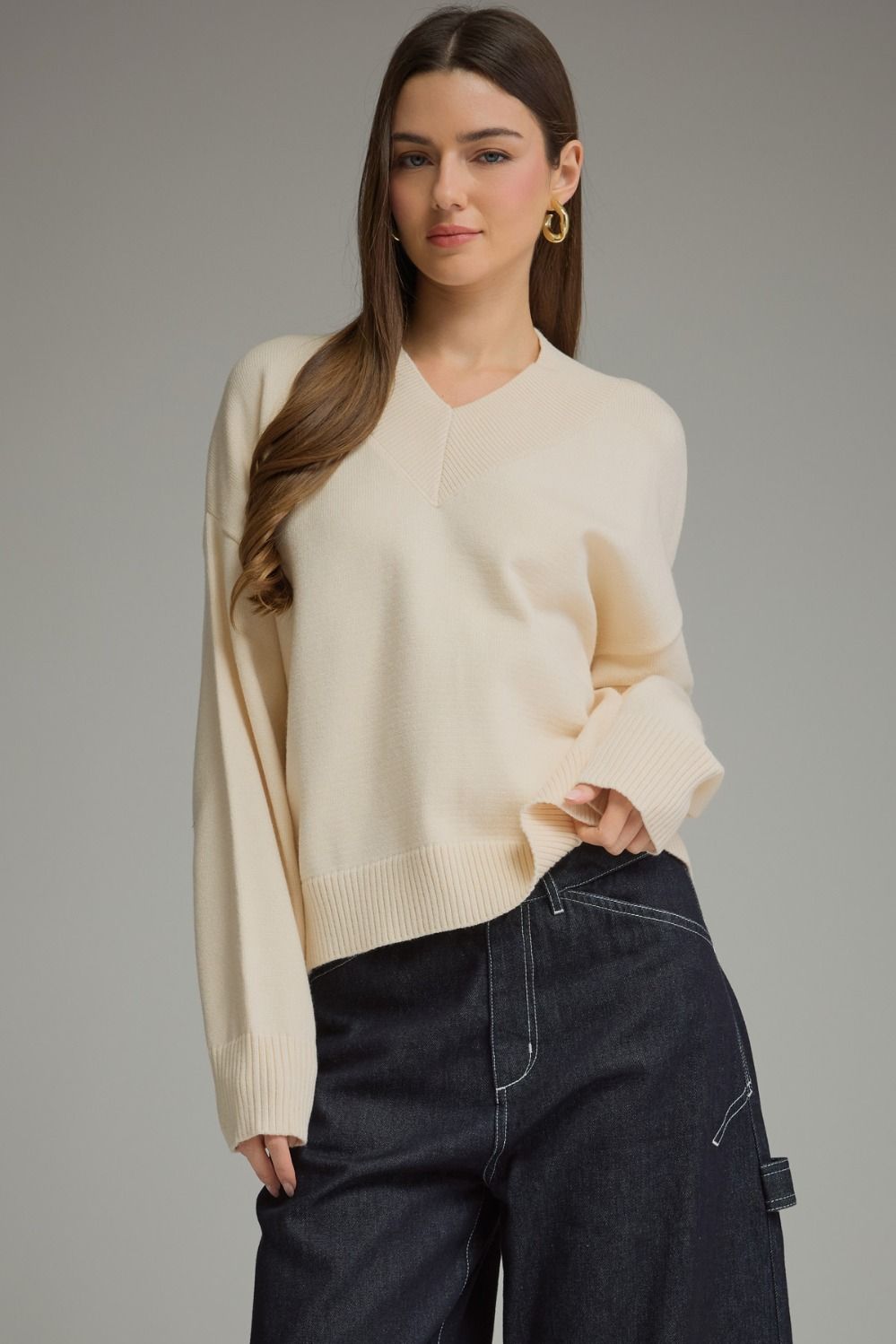 Classic V Neck Sweater - Ivory